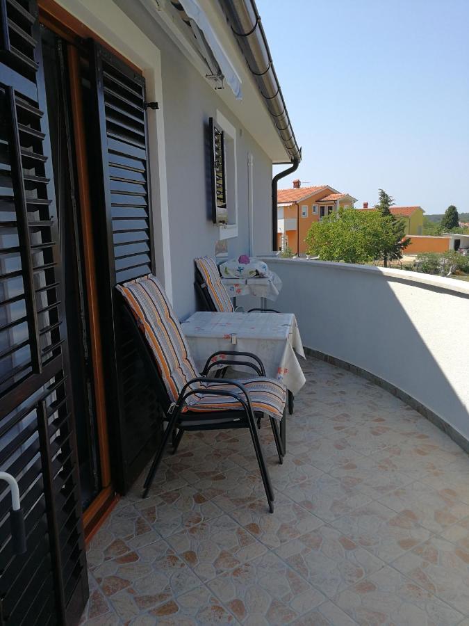 Apartment Nela Винкуран Екстер'єр фото